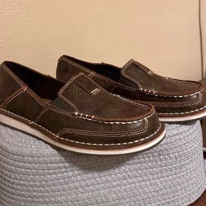 Ariat cruisers, super cute and never worn!!!